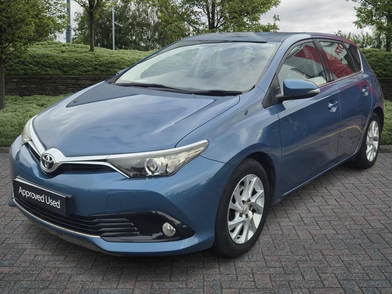 2016 Toyota Auris 1.6 D-4D Business Edition 5dr Hatchback Diesel Manual