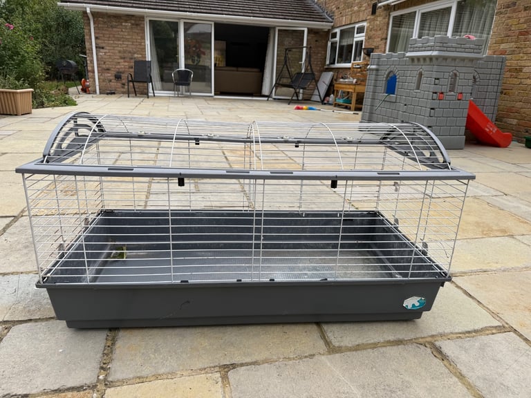 image for Indoor rabbit cage (hutch)