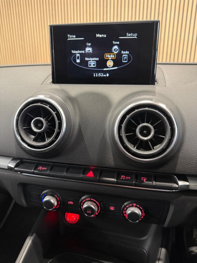 AUDI A3 1.6 TDI SE 2014