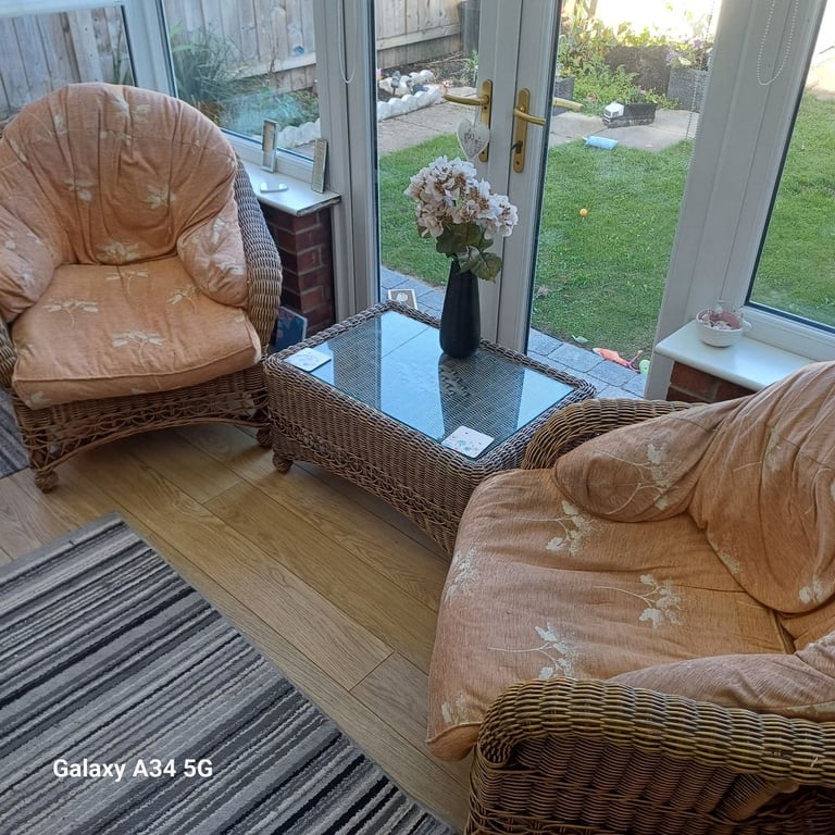 image for Cane conservatory set