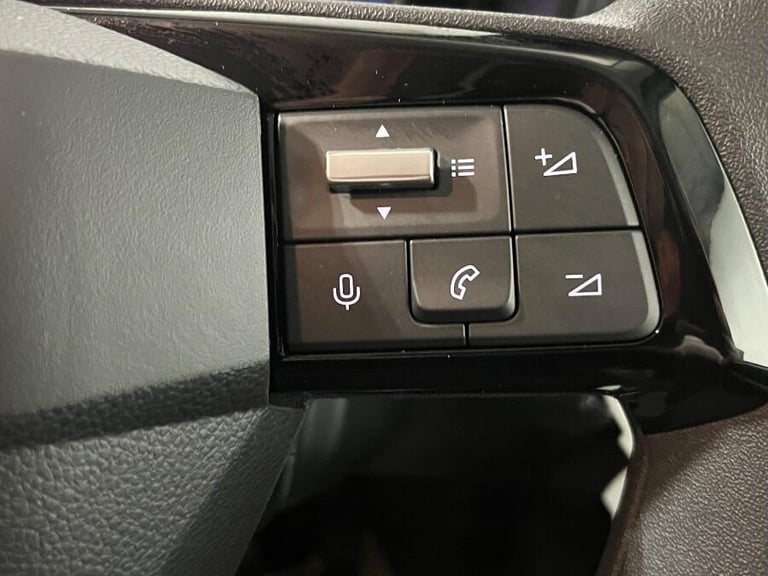 2025 Vauxhall Combo 1.5 Turbo D 2300 Pro Panel Van 5dr Diesel Manual Swb Euro 6 (s/s) (100 Ps) PA...