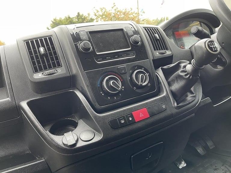 2020 Peugeot Boxer 2.2 BlueHDi 435 Professional L4 H2 Euro 6 (s/s) 5dr PANEL VAN Diesel Manual