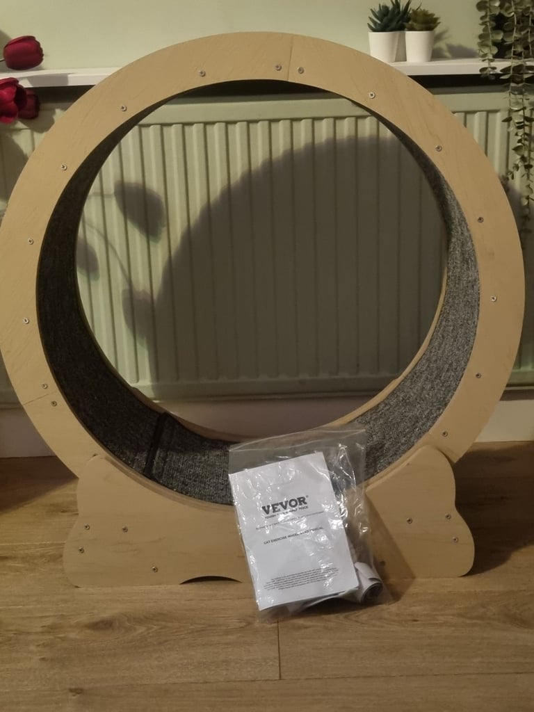 Cat/dog exercise wheel 