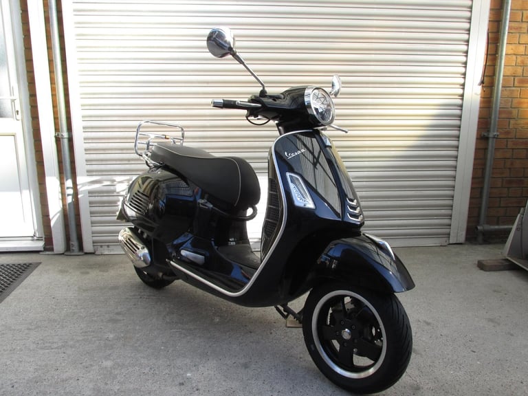 Vespa GTS 125 ABS, 2020, only 6k Miles, 1 Owner From New