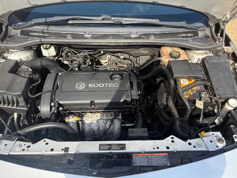 Vauxhall, ASTRA, Hatchback, 2010, Manual, 1598 (cc), 5 doors