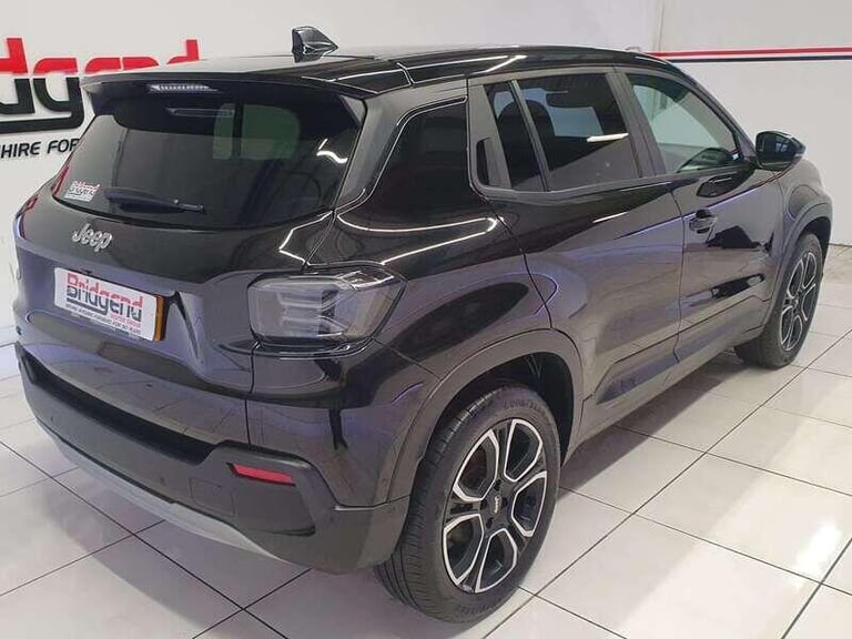 2024 Jeep Avenger 54kWh Summit SUV 5dr Electric Auto (156 ps) HATCHBACK Electric Automatic
