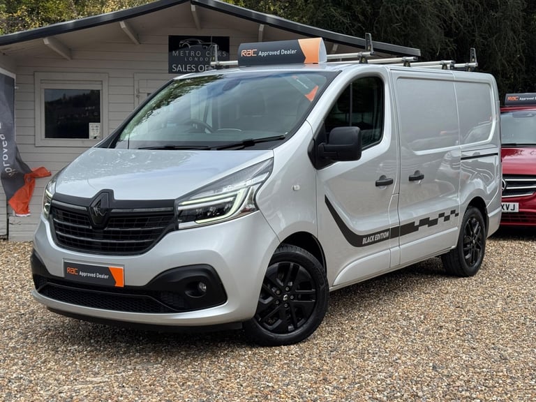 2021 Renault Trafic 2.0 dCi ENERGY 28 Black Edition SWB Standard Roof Euro 6 (s/s) 5dr PANEL VAN ...