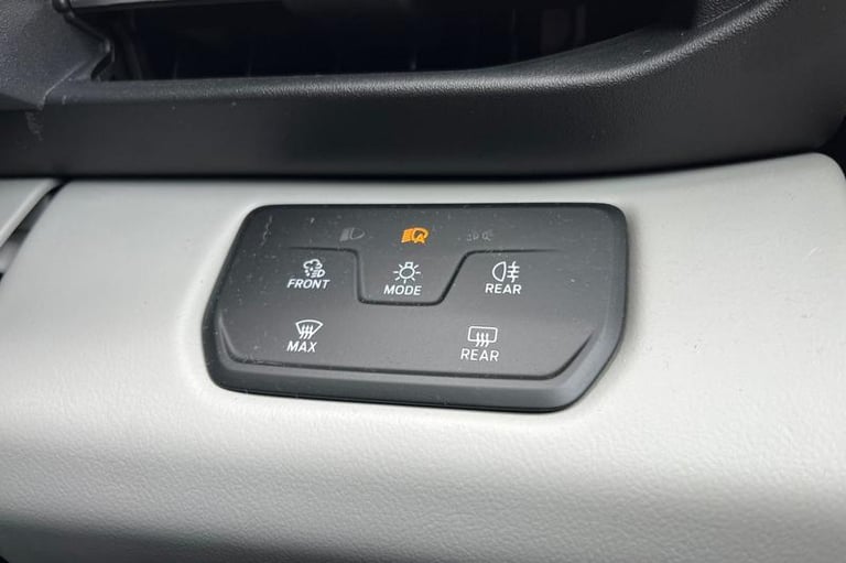 2024 Ford Explorer PREMIUM | Heads up Display | Panoramic Roof | Heated Seats/Wheel | Adaptive Es...
