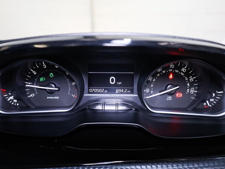 2019 Peugeot 208 1.2 PureTech 82 Tech Edition 5dr [Start Stop] HATCHBACK PETROL Manual