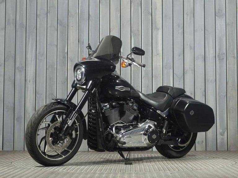 2019 19 HARLEY-DAVIDSON SOFTAIL FLSB SPORT GLIDE 1745
