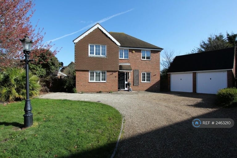 image for 4 bedroom house in Henry De Grey Close, Grays, RM17 (4 bed) (#2463210)