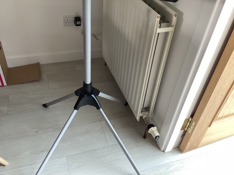 Two Tier Fold Away Clothes Airer / Dryer Ideal for Drying Clothes on Hangers 