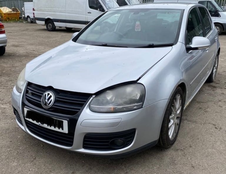 VW GOLF MK5 04-08 FOR BREAKING IN SILVER LA7W 
