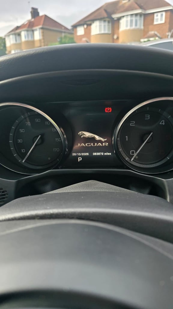 Jaguar, XE, Saloon, 2016, Other, 1999 (cc), 4 doors