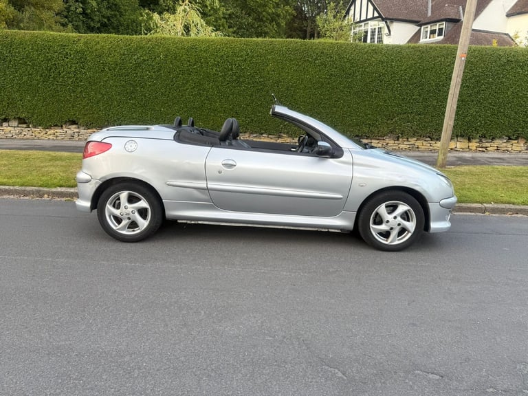 Peugeot 206 CC Convertible 1.6 Allure 2Dr Automatic with 12 Months MOT&Leather Seats&LOW 86K Miles