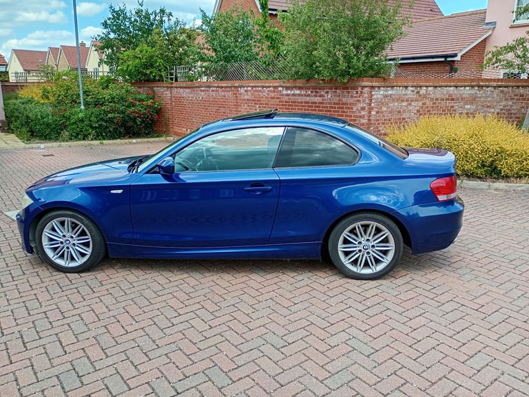 BMW, 1 SERIES, Coupe, 2010, Manual, 1995 (cc), 2 doors