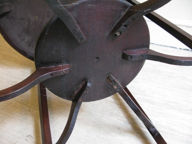 Art Deco Vintage Round Table