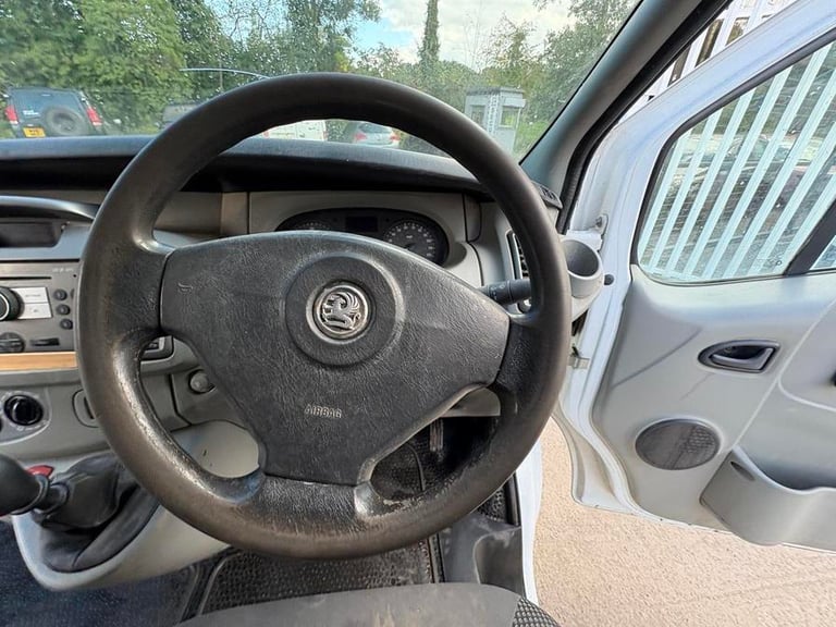2010 Vauxhall Vivaro Vivaro  2900 CDTI LWB Panel Van DIESEL Manual