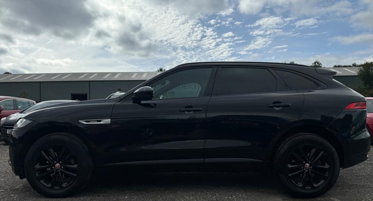 2019 Jaguar F-Pace 2.0d R-Sport 5dr Auto ESTATE DIESEL Automatic