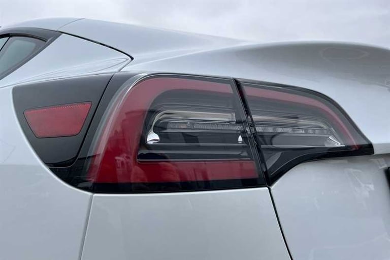 2021 Tesla Model 3 Standard Plus 4dr Auto SALOON ELECTRIC Automatic