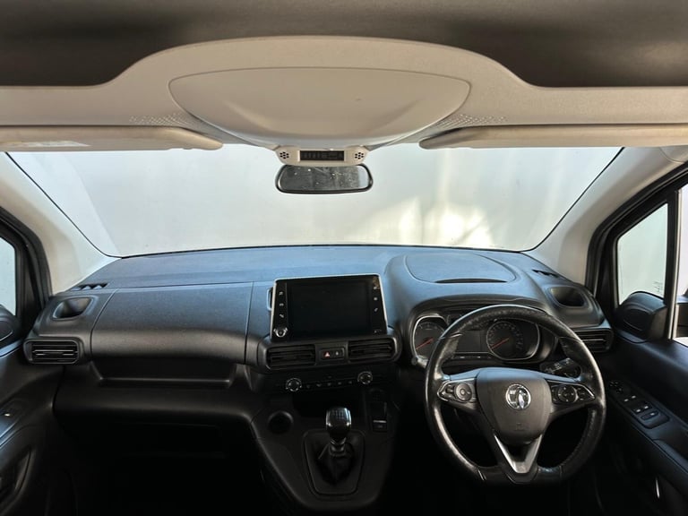 2022 Vauxhall Combo Life 1.5 Turbo D SE Euro 6 (s/s) 5dr (7 Seat) MPV Diesel Manual