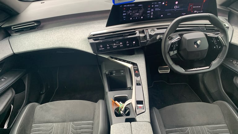 2025 Peugeot 3008 1.2 HYBRID GT SUV 5dr Petrol Hybrid e-DSC6 Euro 6 (s/s) (136 ps) SUV Hybrid Aut...