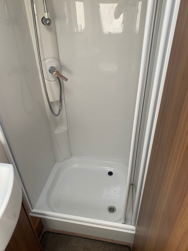 Lunar quasar 462  2 berth 2013  end wash R 