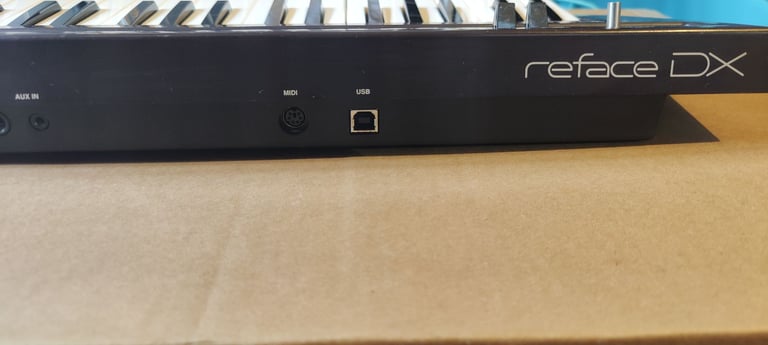 Yamaha reface DX Synthesizer