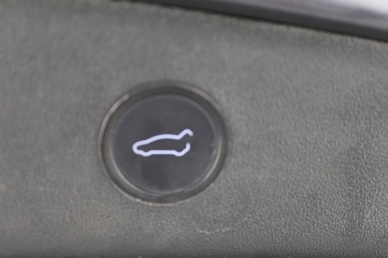 2021 Tesla Model 3 Standard Plus 4dr Auto SALOON ELECTRIC Automatic