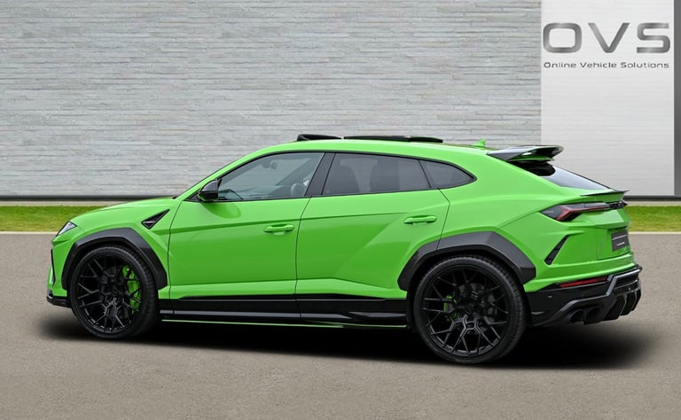 LAMBORGHINI URUS [URBAN NERO] 4.0T V8 BI-TURBO PETROL AUTO 4X4 2022 [71] GREEN