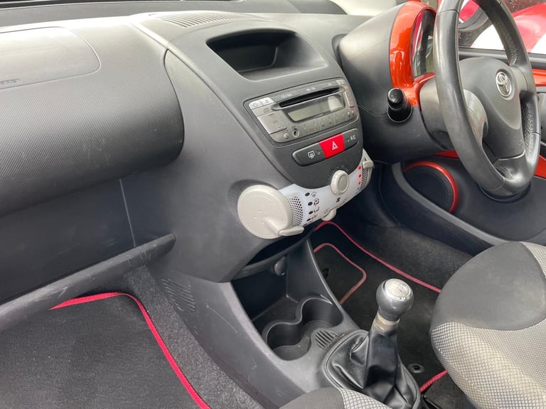 TOYOTA AYGO 1.0 VVT-I FIRE 12 REG ORANGE 5 DOOR MOT MARCH 30TH 2026 TAX £20 LOW INSURANCE 60+MPG