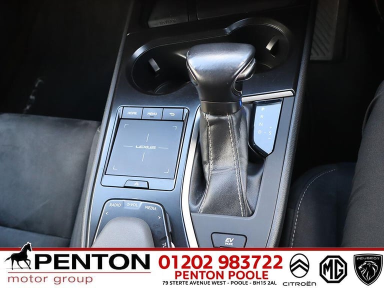  Lexus UX 2.0 250h Premium SUV 5dr Petrol Hybrid E-CVT Euro 6 (s/s) (184 ps) Petrol/Electric Hybr...