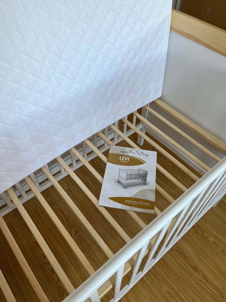 Wayfair Convertible Baby Cot. Brand New!