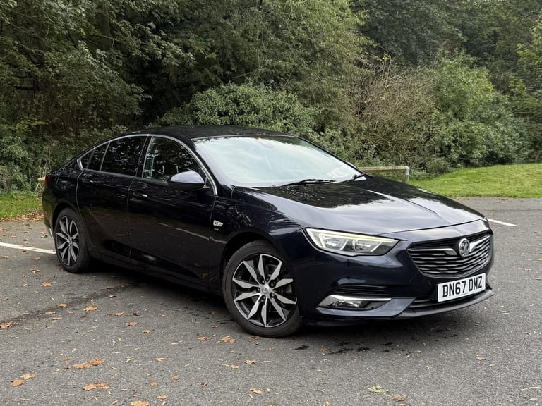 VAUXHALL INSIGNIA 2.0 Turbo D BlueInjection SRi Nav 2017