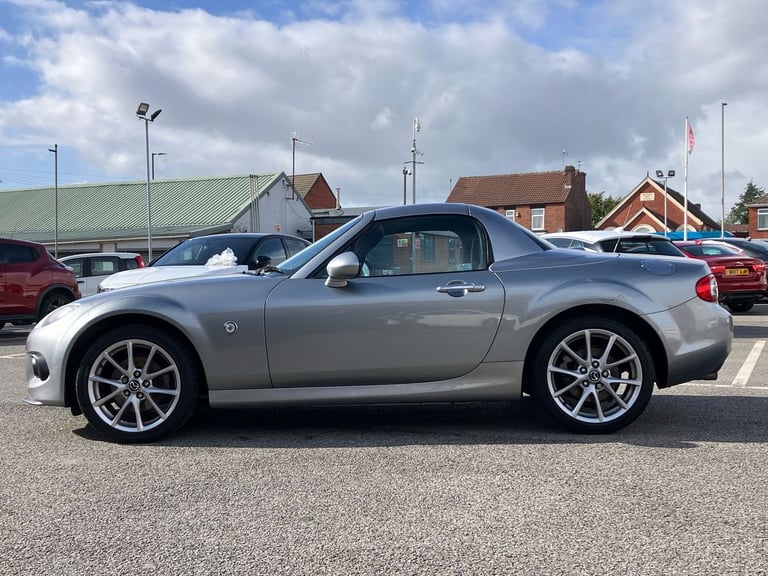 2013 Mazda MX-5 2.0i Sport Tech 2dr Coupe PETROL Manual