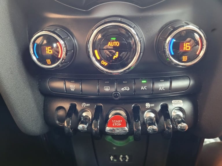 2017 MINI Hatch 1.5 Cooper Seven 5dr HATCHBACK PETROL Manual