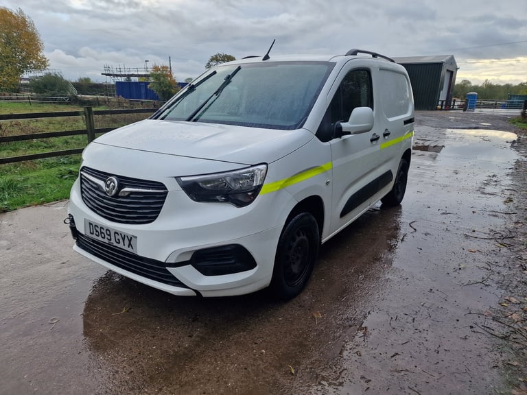 2019 Vauxhall Combo  Low 112k Miles  Spares Repairs  Cambelt Snapped  ULEZ