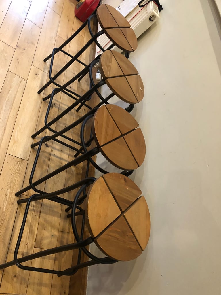 4 matching stools 