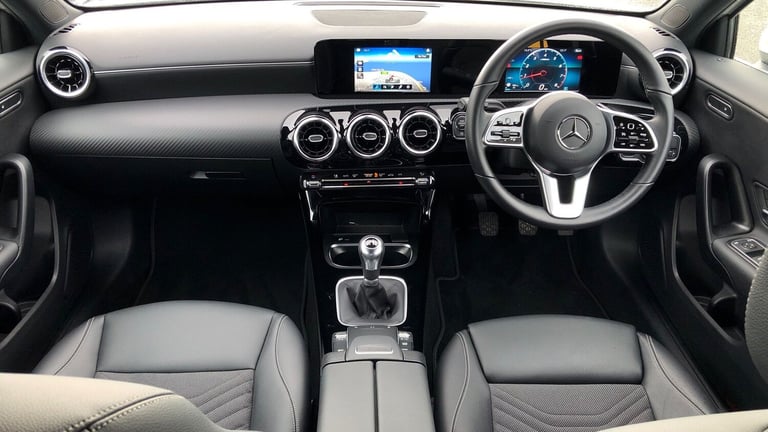 2022 Mercedes-Benz A-Class A 180 SE Hatchback Hatchback Manual