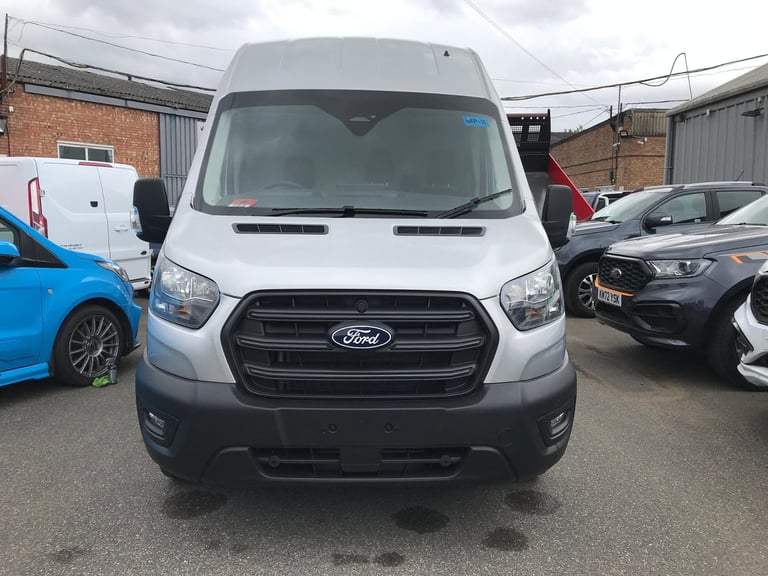 BRAND NEW Ford Transit 350E Trend Van 2.0L 165PS 6 Speed in Moondust Silver 