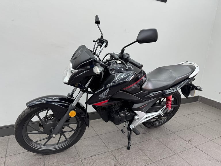 HONDA CB125F BLACK / DARK BLUE 2019 19 REG 10,253 MILES USED 125CC MOTORCYCLE