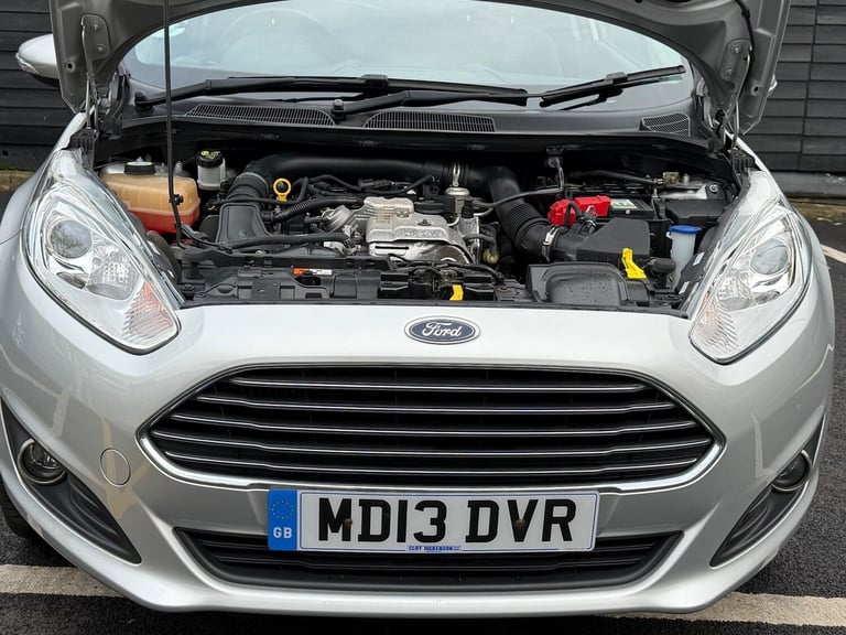 2013 Ford Fiesta 1.0T EcoBoost Zetec Euro 5 (s/s) 3dr HATCHBACK Petrol Manual