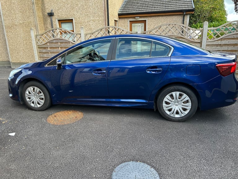 Toyota, AVENSIS, saloon2016, Manual, 1598 (cc), 5 doors