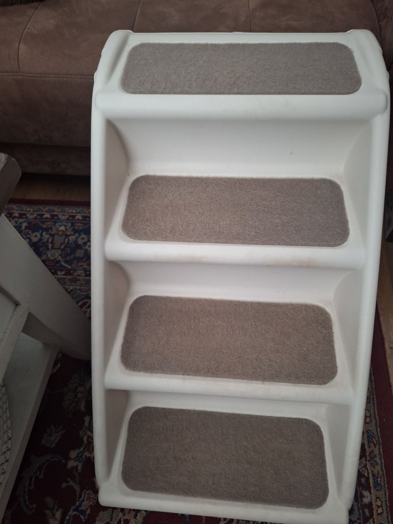 Foldable dog steps