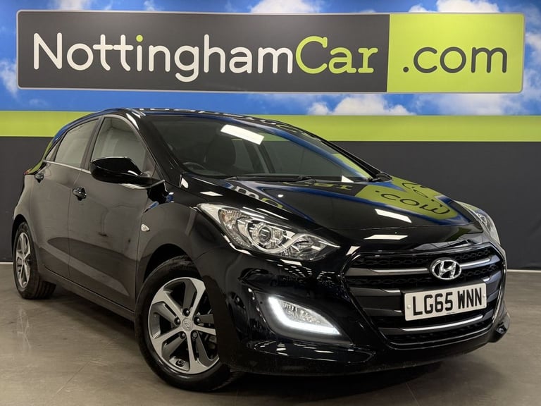 image for 2015 Hyundai i30 1.6 CRDi Blue Drive SE Hatchback 5dr Diesel DCT Euro 6 (s/s) (110 ps) Hatchback ...