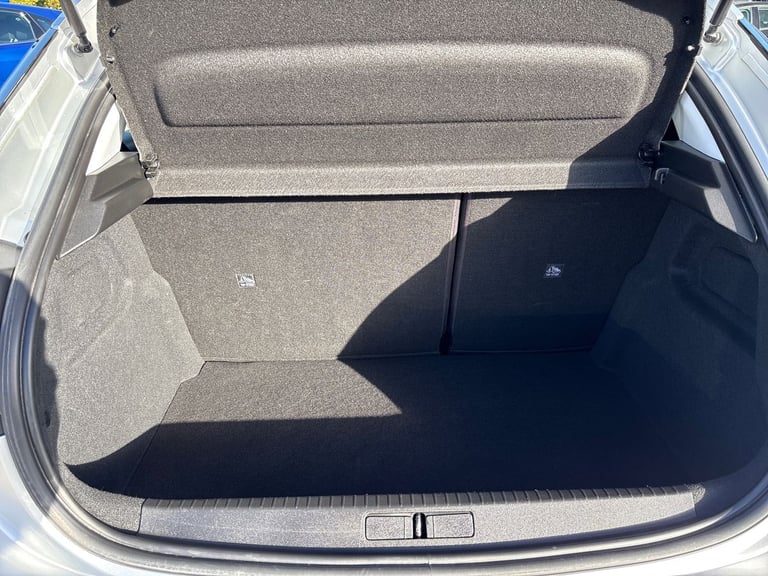 2022 Vauxhall Corsa Corsa 1.2T SE 5dr Hatchback Petrol Manual