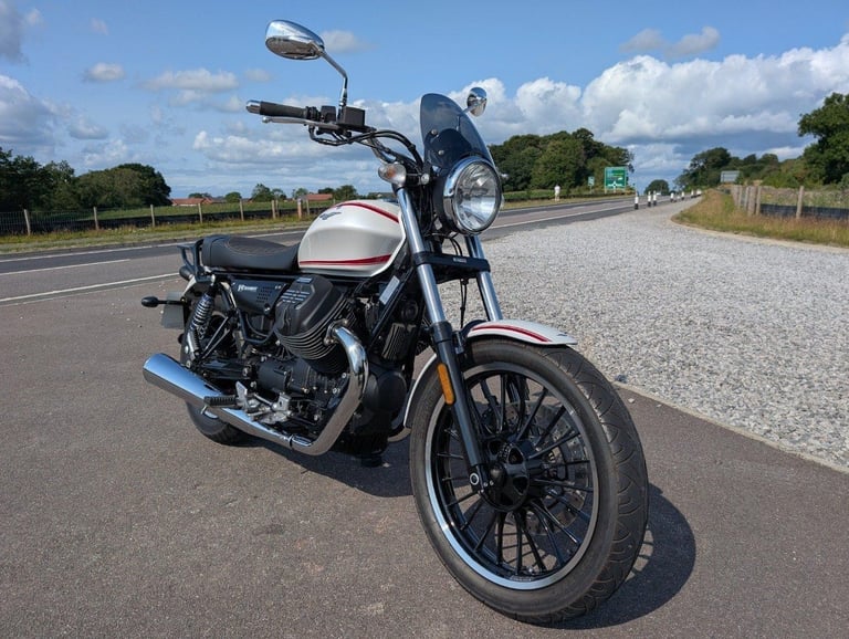 2018 MOTO GUZZI V9 ROAMER