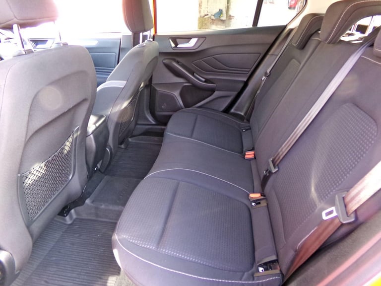 2018 Ford Focus 1.0T EcoBoost Zetec Hatchback 5dr Petrol Manual Euro 6 (s/s) (125 ps) HATCHBACK P...