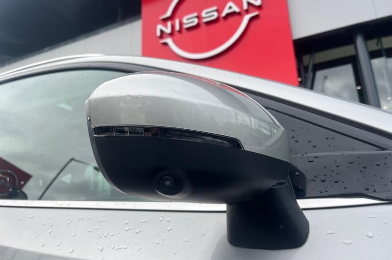 2021 Nissan Qashqai 1.3 DiG-T MH N-Connecta [Glass Roof] 5dr Manual Hatchback Petrol Manual