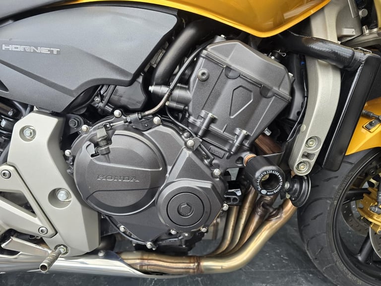 HONDA CB600 F-8 HORNET LOW MILEAGE HPI CLEAR
